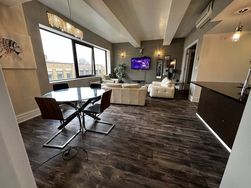 404-1010 Rue Ste-Catherine E, Montréal, QC, H2L2G3 | Card Image