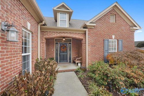 2901 Merwin Dr Se, Owens Cross Roads, AL, 35763-8499 | Card Image