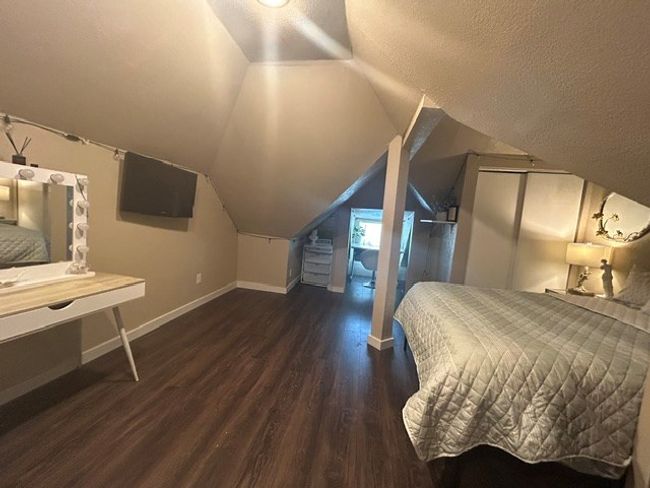 809 N 6th St, House other with 4 bedrooms, 2 bathrooms and 2 parking in Ballinger TX | Image 13