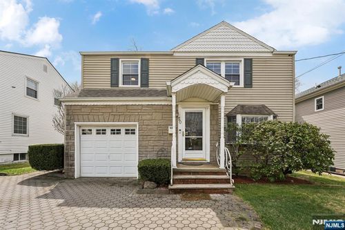 50 Beech St, Maywood, NJ, 07607-1821 | Card Image