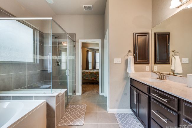 30638 Horseshoe Path, House other with 4 bedrooms, 4 bathrooms and null parking in Bulverde TX | Image 16