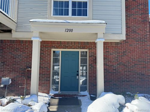 1200 Saratoga Blvd, Commerce Twp, MI, 48390-2997 | Card Image