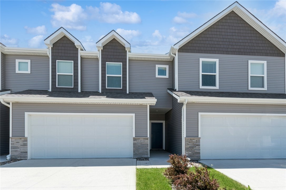 Stratford Ln, Ankeny, IA 50023