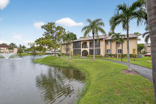 b2-340 Pine Ridge Cir, Greenacres, FL, 33463-1427 | Card Image