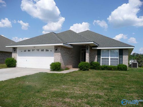 272 Shadow Ct Sw, Huntsville, AL, 35824-2535 | Card Image