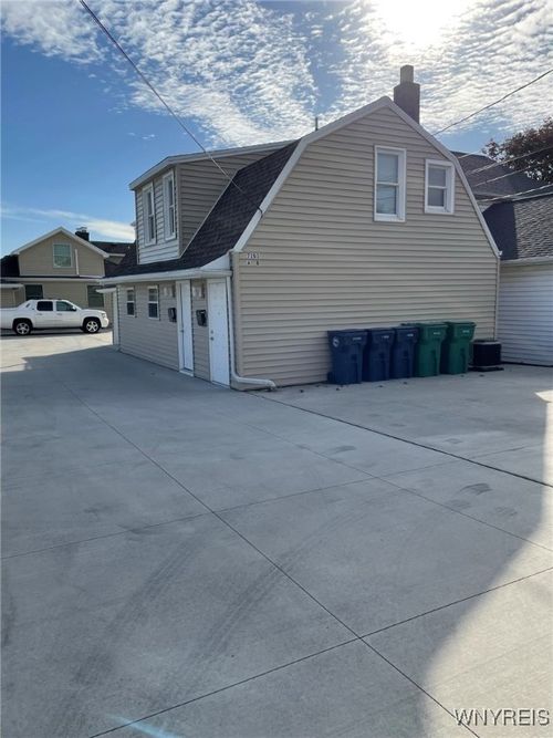 apt-b-7203 Buffalo Ave, Niagara Falls, NY, 14304-4082 | Card Image