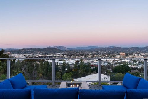 361 Murray Dr, El Cajon, CA, 92020-4114 | Card Image