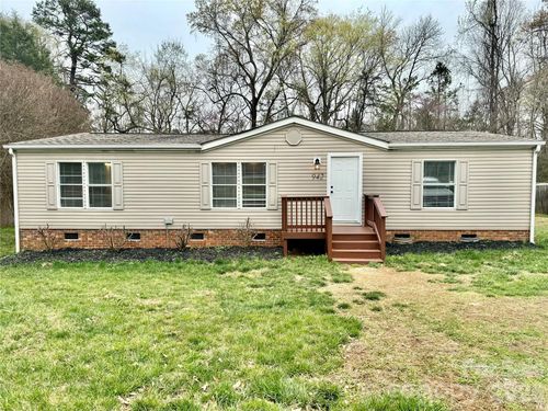 942 Stones Throw Dr, Concord, NC, 28025-9161 | Card Image