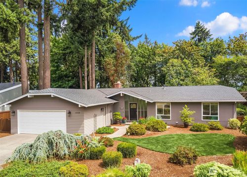 4448 144th Ave Se, Bellevue, WA, 98006-2323 | Card Image