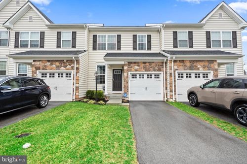420 Sweet Bay Ln, EAGLEVILLE, PA, 19403-2735 | Card Image