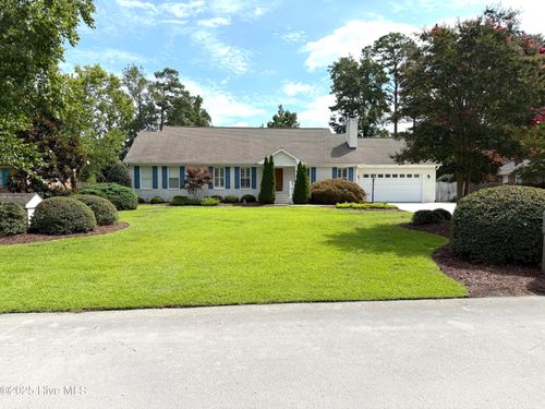 117 Hodges St, Morehead City, NC, 28557-2528 | Card Image