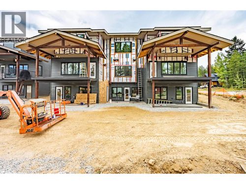 {{alt}} | Card Image