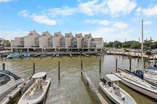 403-3663 Nasa Pkwy, Seabrook, TX, 77586-6300 | Card Image