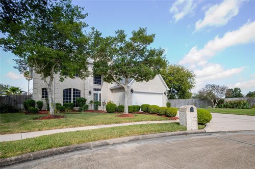 303 Spencer Lndg E, La Porte, TX, 77571-9156 | Card Image