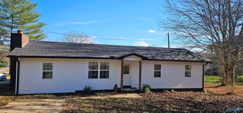 812 Tupelo Pike, Scottsboro, AL, 35768-3906 | Card Image