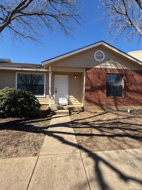 802-9140 Timber Path, San Antonio, TX, 78250-5110 | Card Image