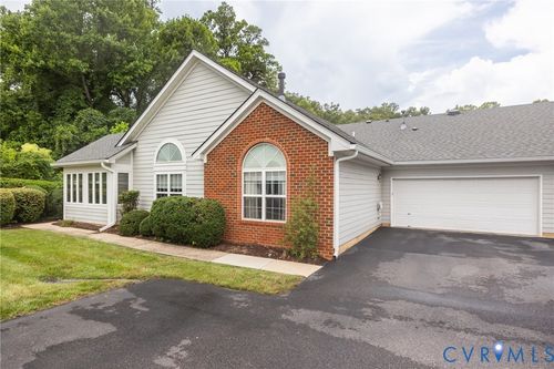 3246 Stone Manor Cir, Chester, VA, 23831-2128 | Card Image
