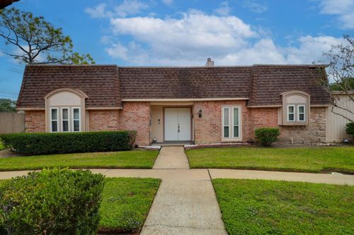 2912 Camelot Ln, Missouri City, TX, 77459-2615 | Card Image