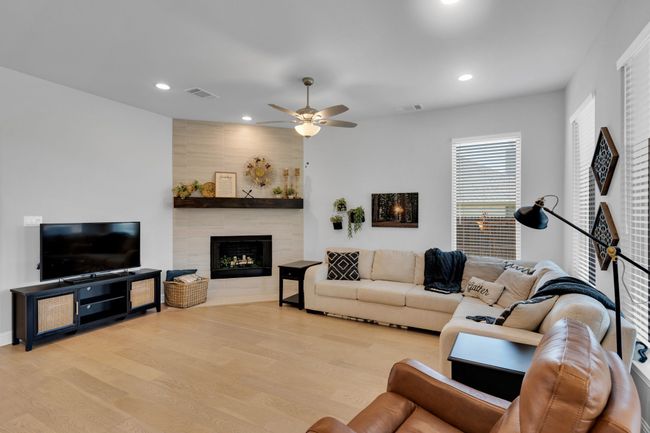 Full view of living area | Image 13
