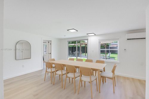 1529 Nw 2nd Ave, Fort Lauderdale, FL, 33311-5547 | Card Image