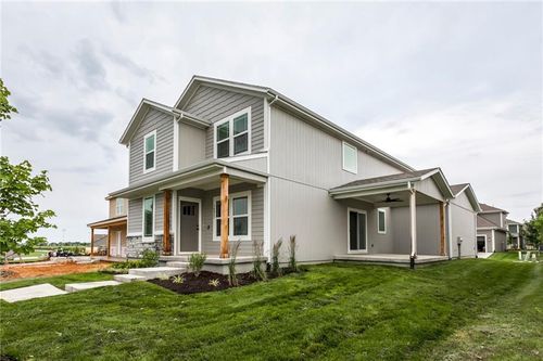 16827 W 164th Ter, Olathe, KS, 66062-7851 | Card Image