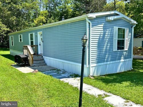 187 Creekside Manor Dr, Lehighton, PA, 18235-9336 | Card Image