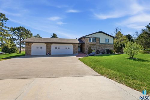 26574 466th Ave Avenue, Sioux Falls, SD, 57106-6903 | Card Image
