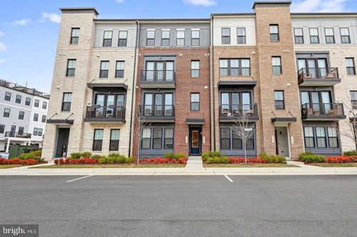 21805 Croxley Ter, BROADLANDS, VA, 20148-5551 | Card Image