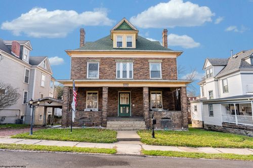 709 Benoni Ave, Fairmont, WV, 26554-2508 | Card Image