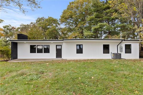 665 Hillcrest Ave, Waynesburg, PA, 15370-1035 | Card Image