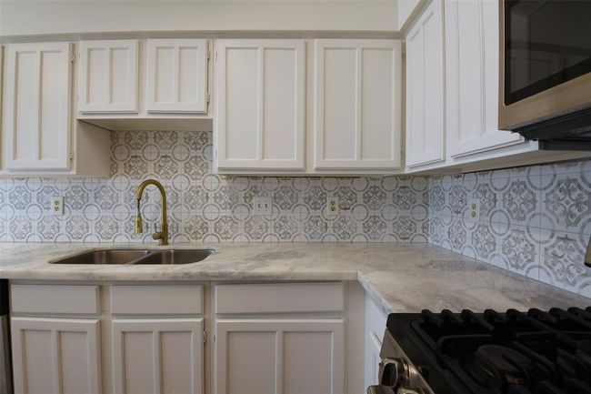 18811 Pine Trace Ct, House other with 3 bedrooms, 2 bathrooms and 2 parking in Humble TX | Image 19