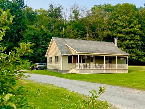205 E Wells Rd, Wells, VT, 05774-9716 | Card Image