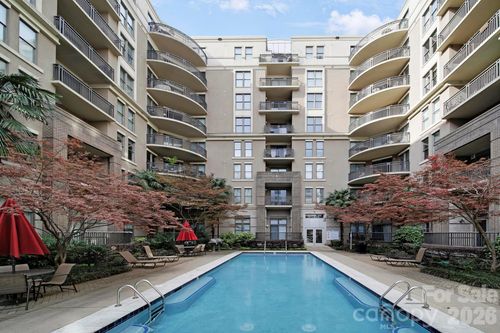 unit-803-718 W Trade St, Charlotte, NC, 28202-1352 | Card Image