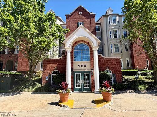 101-180 Fox Hollow Dr, Mayfield Heights, OH, 44124-4194 | Card Image