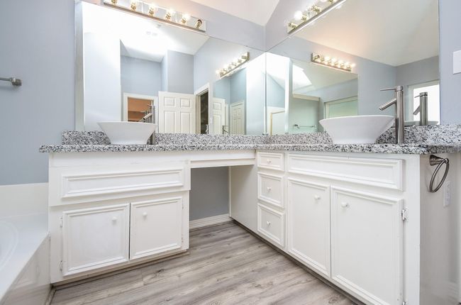 2615 Pinebend Dr, House other with 4 bedrooms, 3 bathrooms and 2 parking in Pearland TX | Image 21