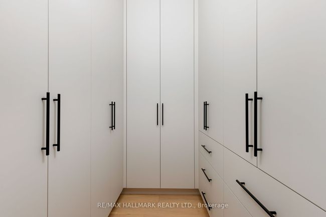 108 Crawford St, House attached with 6 bedrooms, 5 bathrooms and 3 parking in Toronto ON | Image 27
