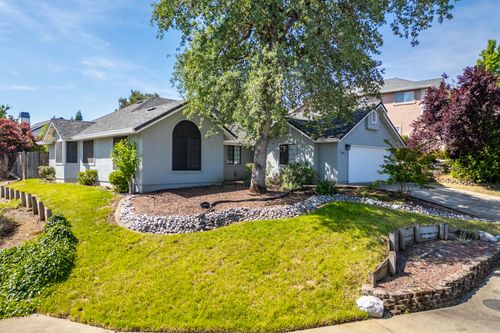 1081 Edgewater Ct, Redding, CA, 96003-5202 | Card Image