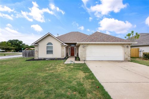 1104 Lavona Ln, Siloam Springs, AR, 72761-2545 | Card Image