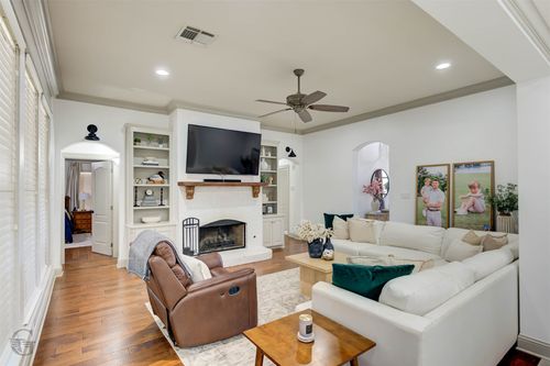 213 Roanoke Cir, Benton, LA, 71006-1200 | Card Image