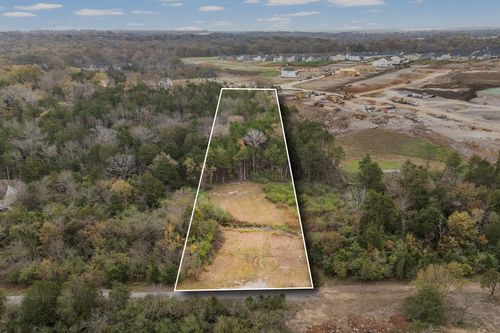 24 Spring Valley Dr, Mount Juliet, TN, 37122-2525 | Card Image