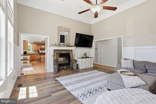11064 Stream Side Ln, CULPEPER, VA, 22701-5015 | Card Image