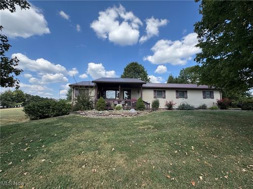 62700 Oak Ln, Barnesville, OH, 43713-9110 | Card Image