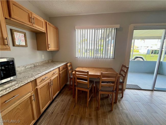 APT-3 - 3370 Yukon Cir, Condo with 2 bedrooms, 2 bathrooms and null parking in FORT MYERS FL | Image 7