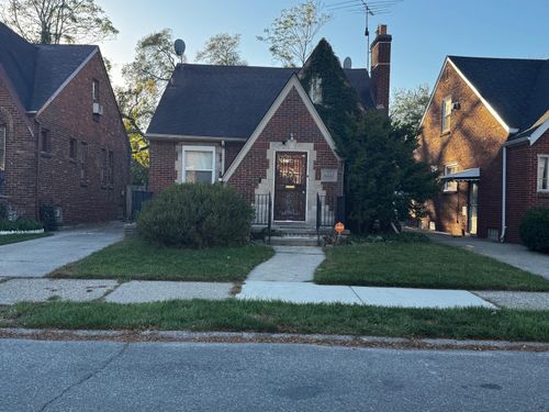 16527 Stansbury Avenue, Detroit, MI, 48235 | Card Image
