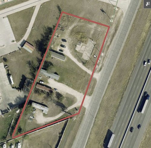 13615 N Interstate 35, Jarrell, TX, 76537-1628 | Card Image