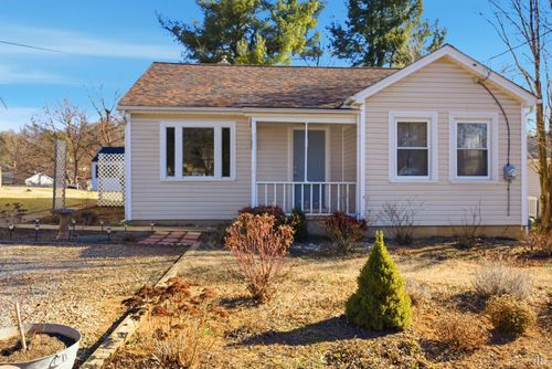 1823 Vinson St, STAUNTON, VA, 24401-1872 | Card Image