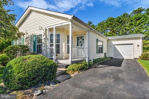 91 Oak Ridge Lane, Manahawkin, NJ, 08050 | Card Image