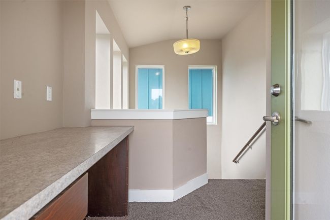 Build in desk area on the 3rd floor | Image 20