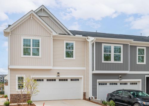 7618 Waypond Ct, Raleigh, NC, 27617-8904 | Card Image