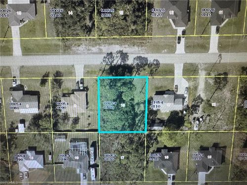 3717 Kittyhawk Dr, Fort Myers, FL, 33905-7728 | Card Image